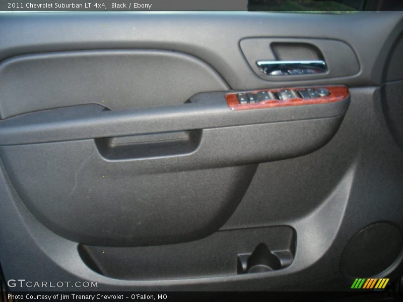Black / Ebony 2011 Chevrolet Suburban LT 4x4