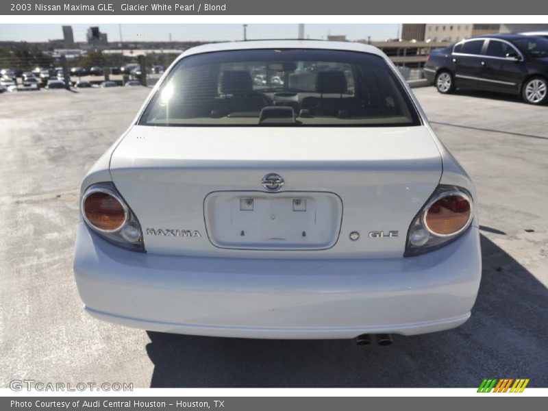 Glacier White Pearl / Blond 2003 Nissan Maxima GLE