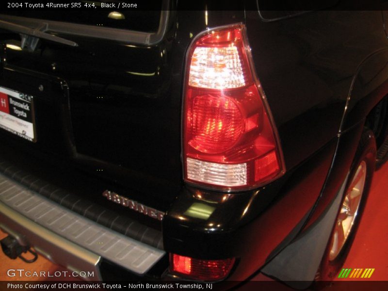 Black / Stone 2004 Toyota 4Runner SR5 4x4