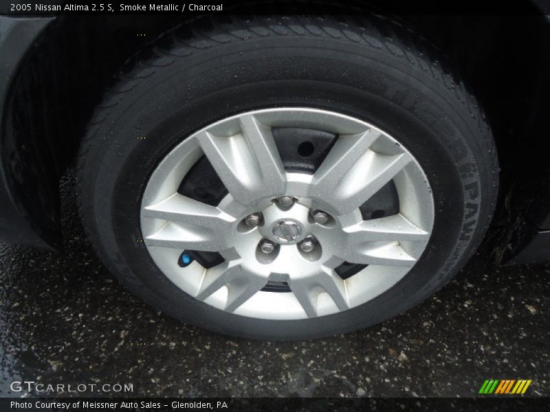 Smoke Metallic / Charcoal 2005 Nissan Altima 2.5 S