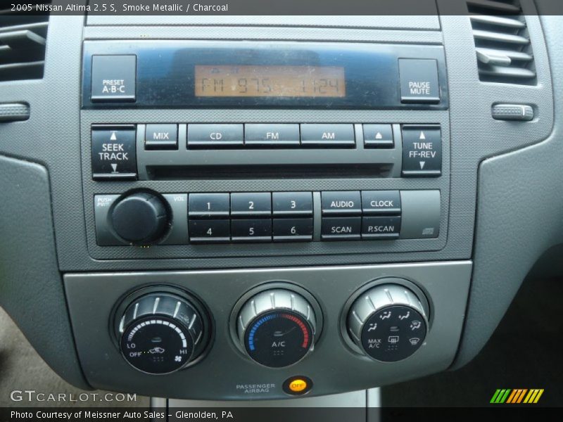 Smoke Metallic / Charcoal 2005 Nissan Altima 2.5 S