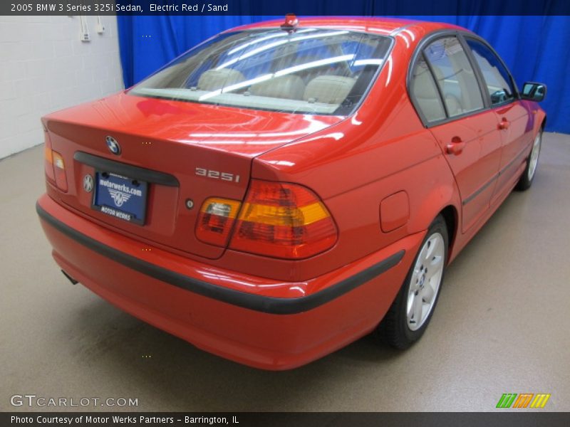 Electric Red / Sand 2005 BMW 3 Series 325i Sedan