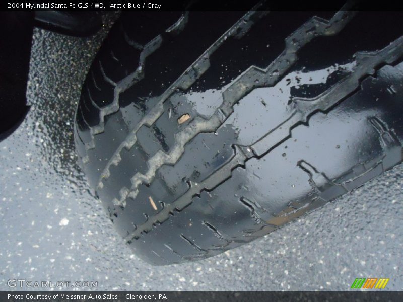 Arctic Blue / Gray 2004 Hyundai Santa Fe GLS 4WD