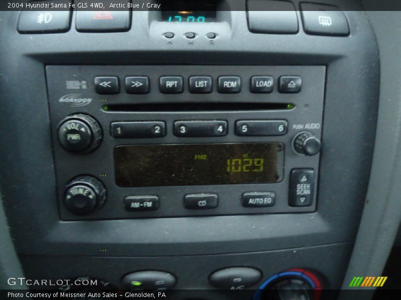 Arctic Blue / Gray 2004 Hyundai Santa Fe GLS 4WD