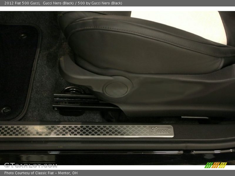 Gucci Nero (Black) / 500 by Gucci Nero (Black) 2012 Fiat 500 Gucci