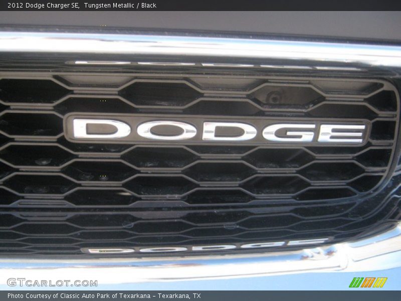 Tungsten Metallic / Black 2012 Dodge Charger SE