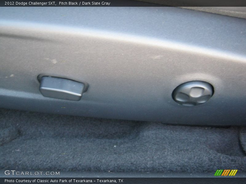 Pitch Black / Dark Slate Gray 2012 Dodge Challenger SXT