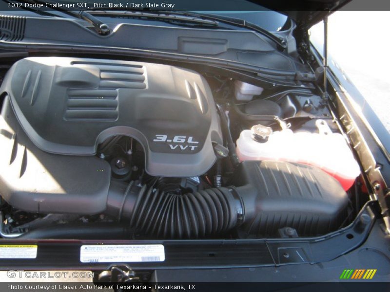 Pitch Black / Dark Slate Gray 2012 Dodge Challenger SXT