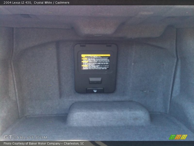 Crystal White / Cashmere 2004 Lexus LS 430