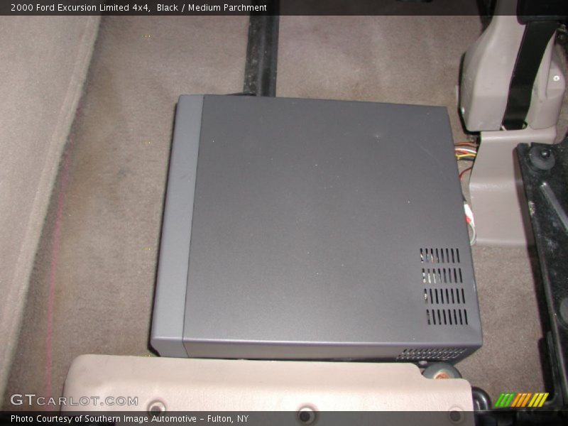 Black / Medium Parchment 2000 Ford Excursion Limited 4x4