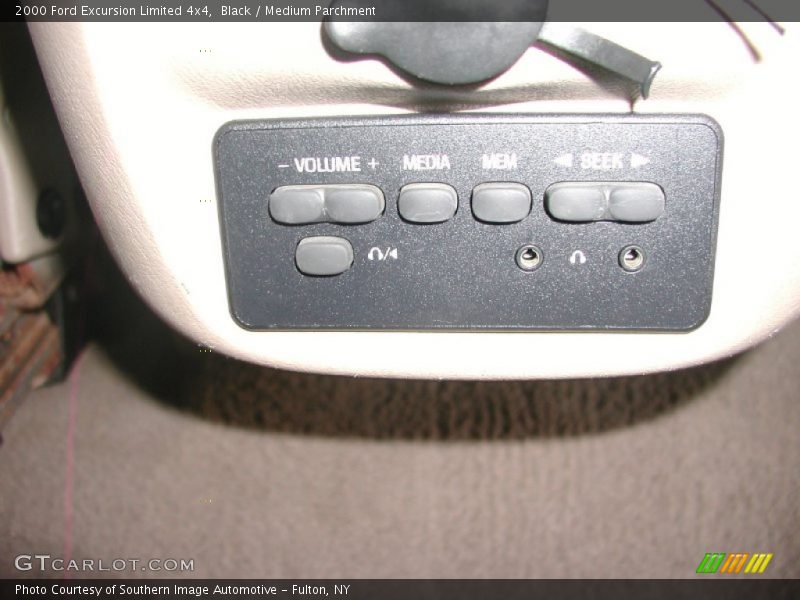 Black / Medium Parchment 2000 Ford Excursion Limited 4x4