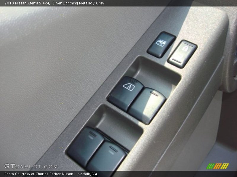 Silver Lightning Metallic / Gray 2010 Nissan Xterra S 4x4