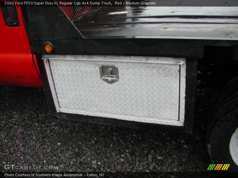 Red / Medium Graphite 2000 Ford F550 Super Duty XL Regular Cab 4x4 Dump Truck