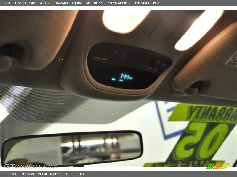 Bright Silver Metallic / Dark Slate Gray 2005 Dodge Ram 1500 SLT Daytona Regular Cab