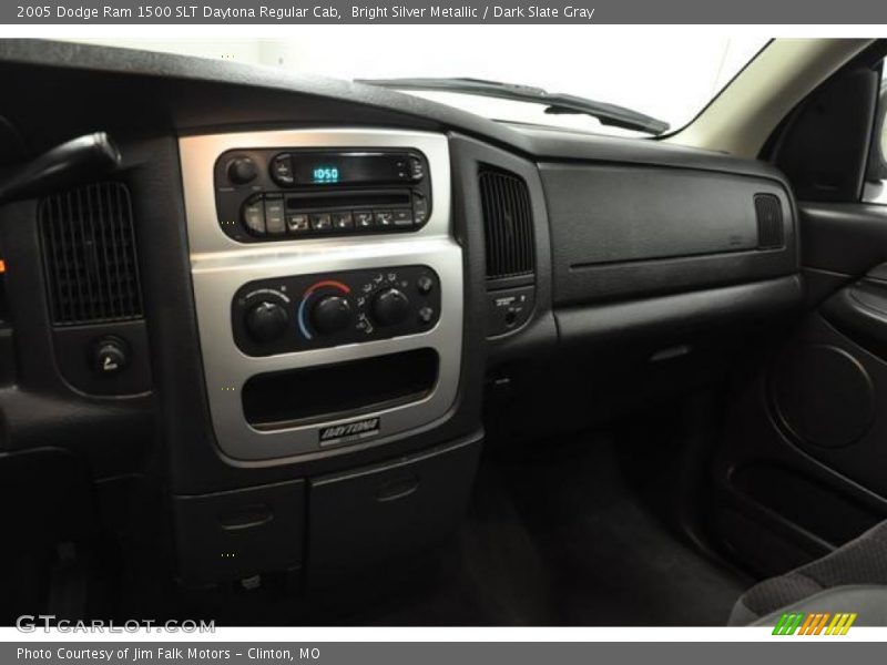 Bright Silver Metallic / Dark Slate Gray 2005 Dodge Ram 1500 SLT Daytona Regular Cab