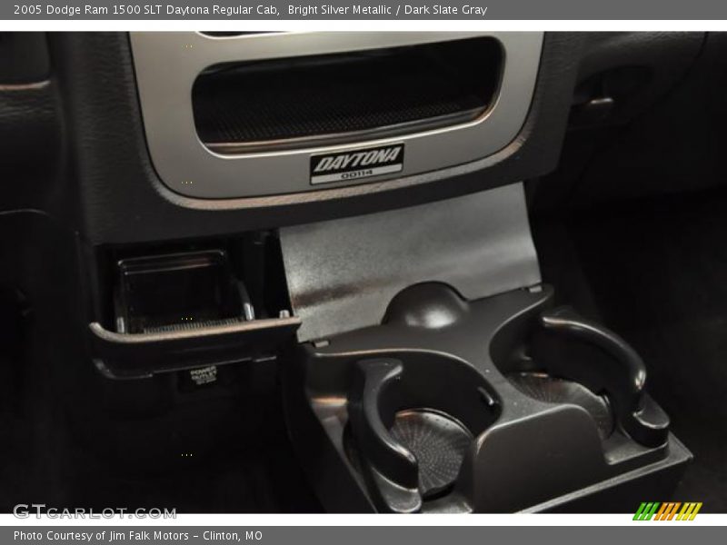 Bright Silver Metallic / Dark Slate Gray 2005 Dodge Ram 1500 SLT Daytona Regular Cab