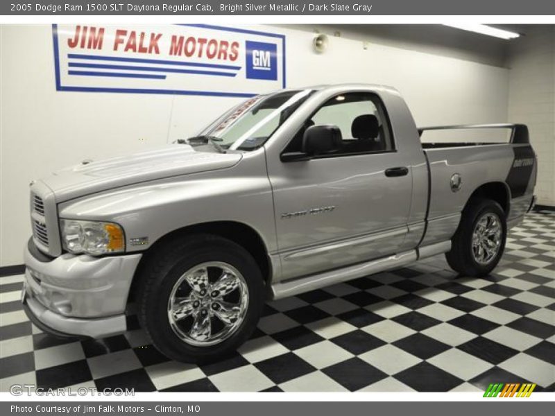 Bright Silver Metallic / Dark Slate Gray 2005 Dodge Ram 1500 SLT Daytona Regular Cab