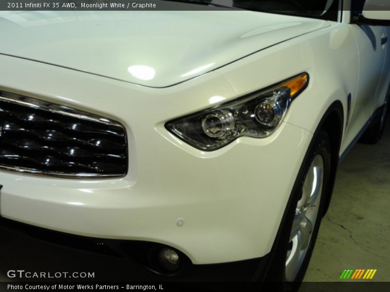 Moonlight White / Graphite 2011 Infiniti FX 35 AWD