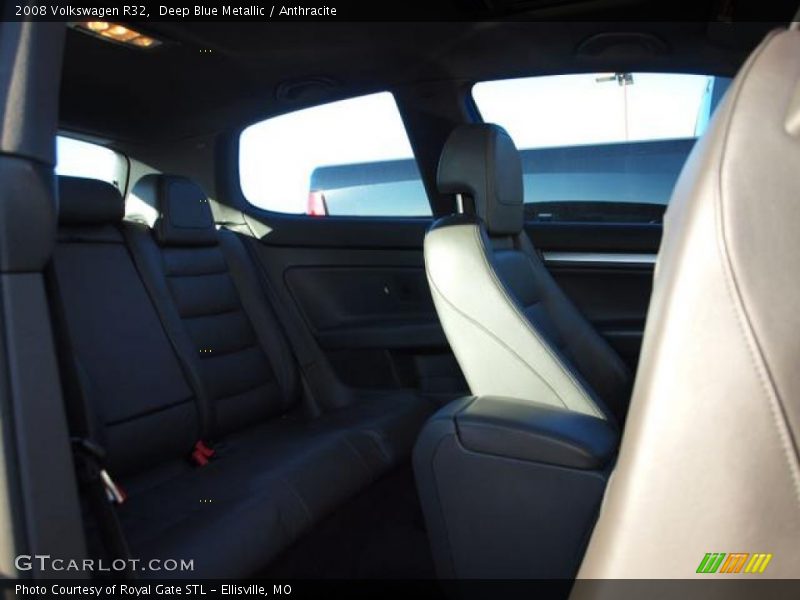 Deep Blue Metallic / Anthracite 2008 Volkswagen R32