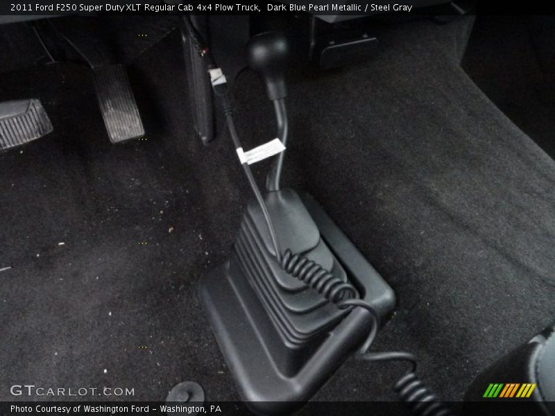 Dark Blue Pearl Metallic / Steel Gray 2011 Ford F250 Super Duty XLT Regular Cab 4x4 Plow Truck