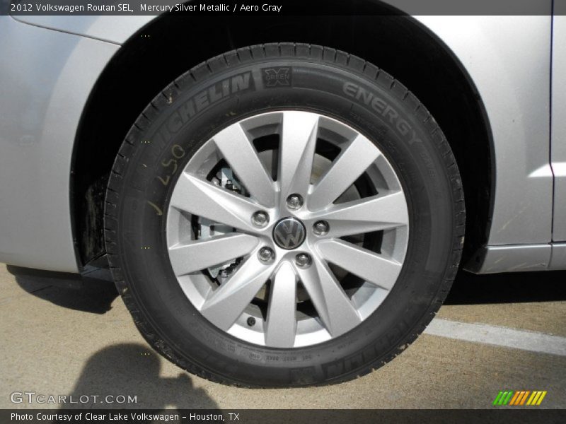  2012 Routan SEL Wheel