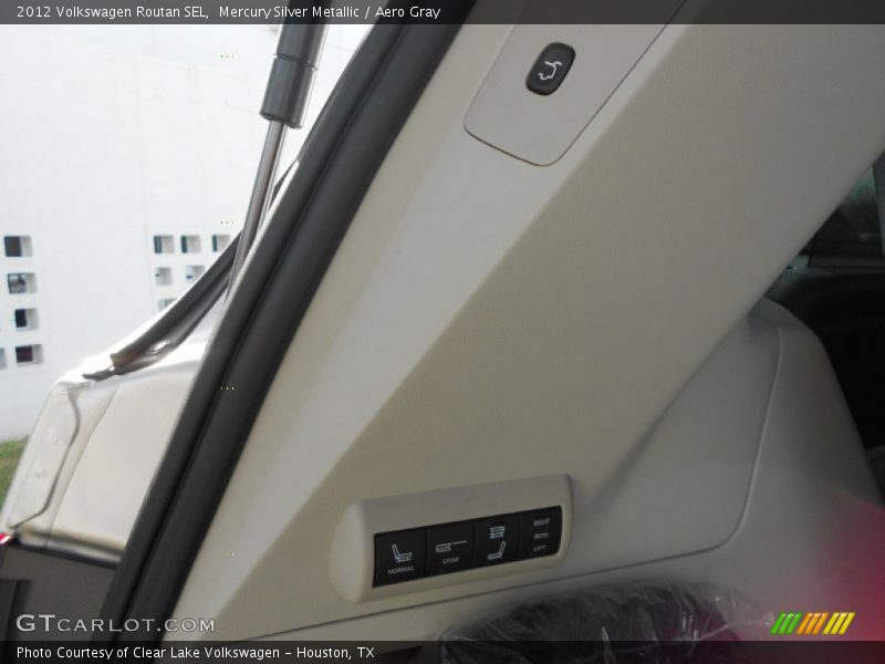 Mercury Silver Metallic / Aero Gray 2012 Volkswagen Routan SEL