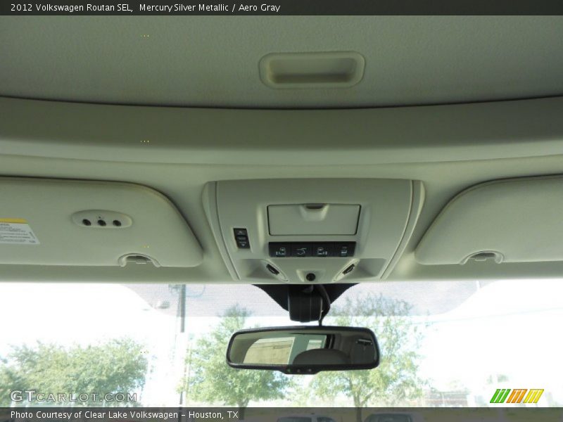 Mercury Silver Metallic / Aero Gray 2012 Volkswagen Routan SEL