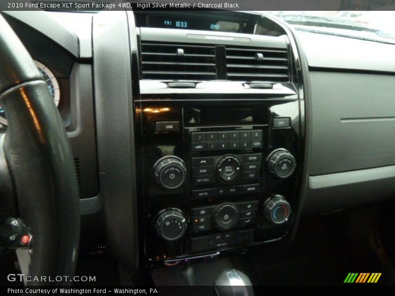 Ingot Silver Metallic / Charcoal Black 2010 Ford Escape XLT Sport Package 4WD