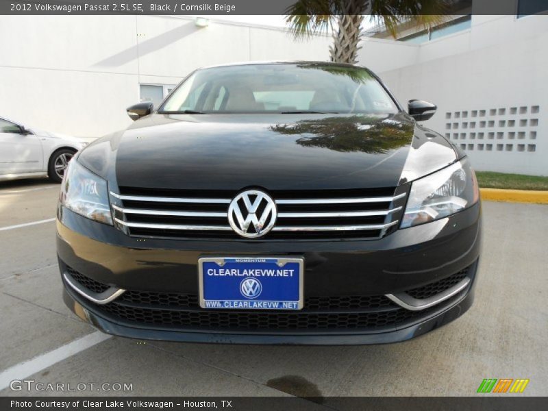 Black / Cornsilk Beige 2012 Volkswagen Passat 2.5L SE