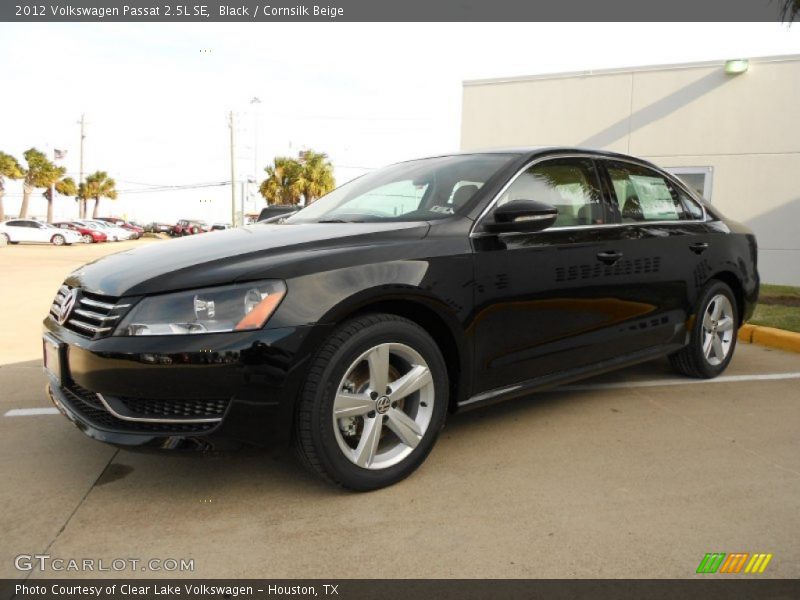 Black / Cornsilk Beige 2012 Volkswagen Passat 2.5L SE