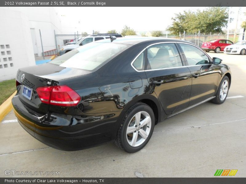 Black / Cornsilk Beige 2012 Volkswagen Passat 2.5L SE