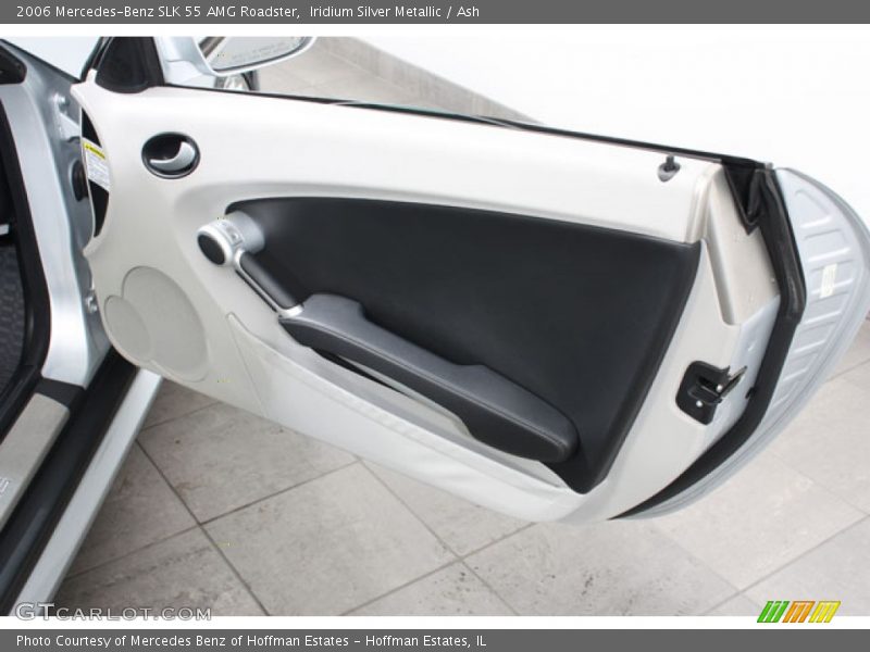 Door Panel of 2006 SLK 55 AMG Roadster