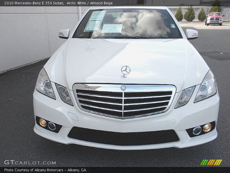 Arctic White / Almond Beige 2010 Mercedes-Benz E 350 Sedan