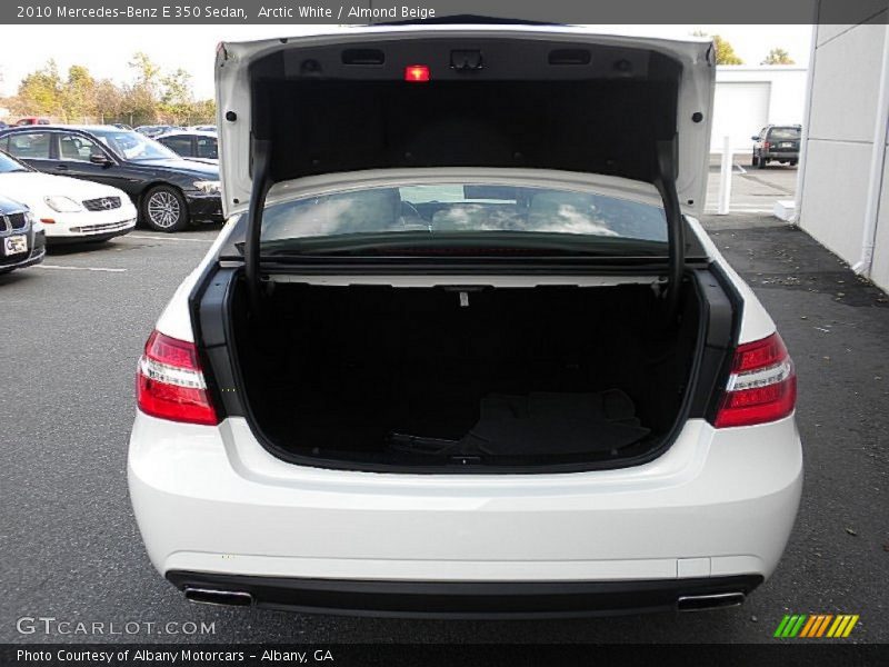 Arctic White / Almond Beige 2010 Mercedes-Benz E 350 Sedan