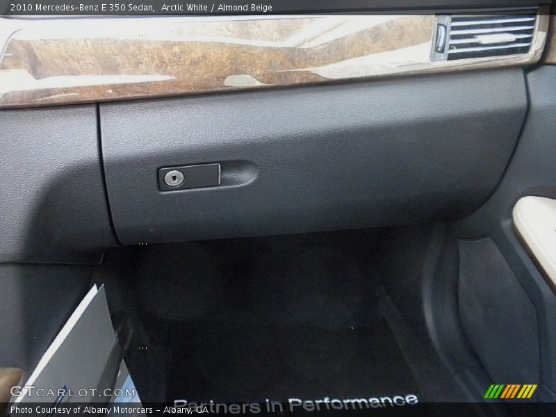 Arctic White / Almond Beige 2010 Mercedes-Benz E 350 Sedan