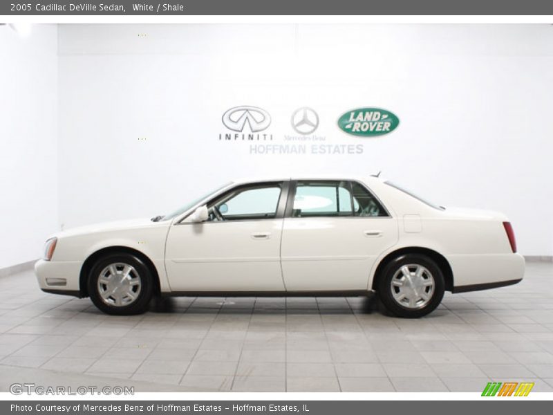 White / Shale 2005 Cadillac DeVille Sedan