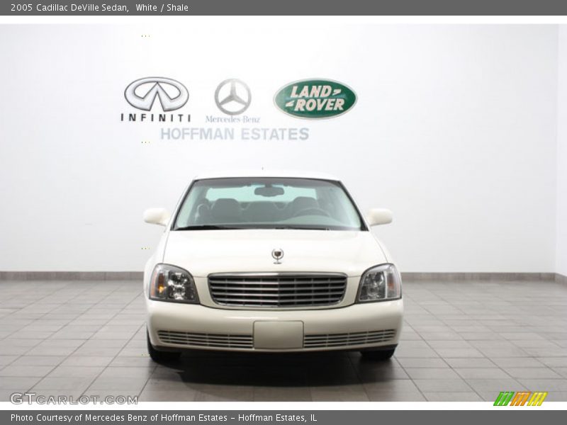 White / Shale 2005 Cadillac DeVille Sedan