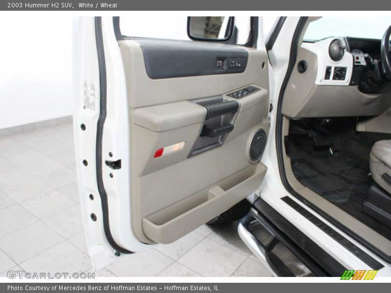 White / Wheat 2003 Hummer H2 SUV