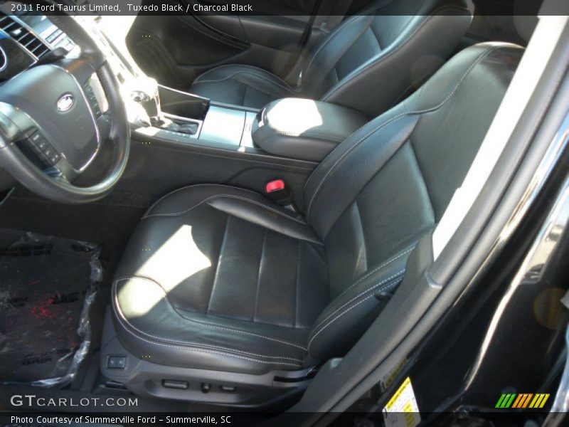 Tuxedo Black / Charcoal Black 2011 Ford Taurus Limited