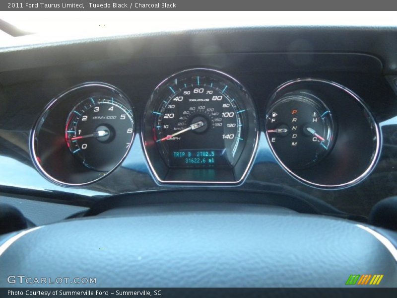 Tuxedo Black / Charcoal Black 2011 Ford Taurus Limited