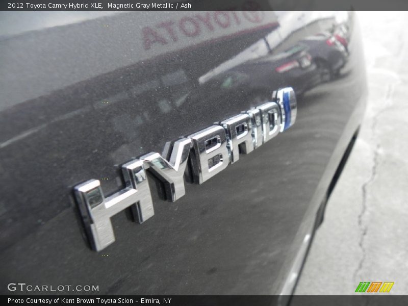  2012 Camry Hybrid XLE Logo