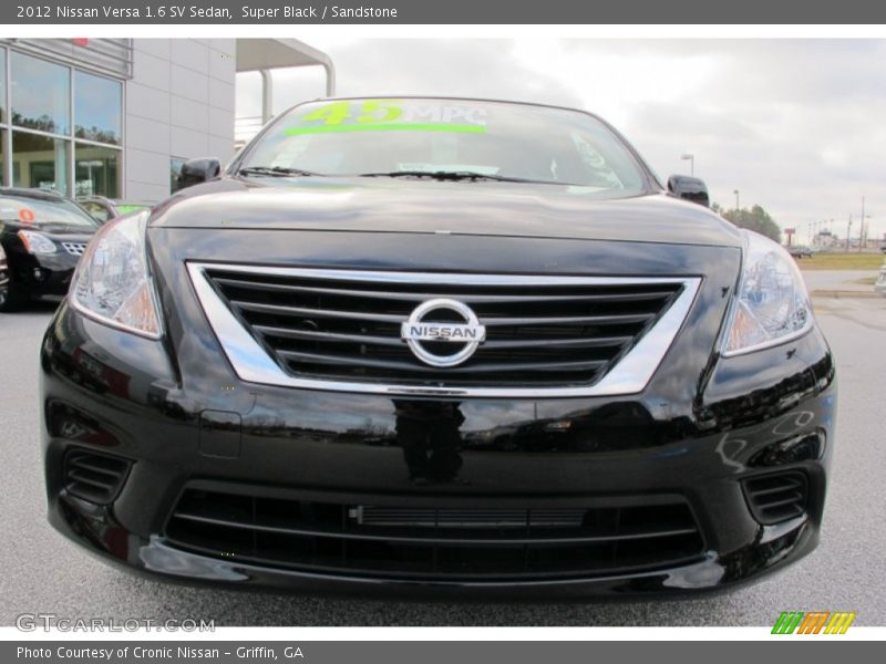 Super Black / Sandstone 2012 Nissan Versa 1.6 SV Sedan