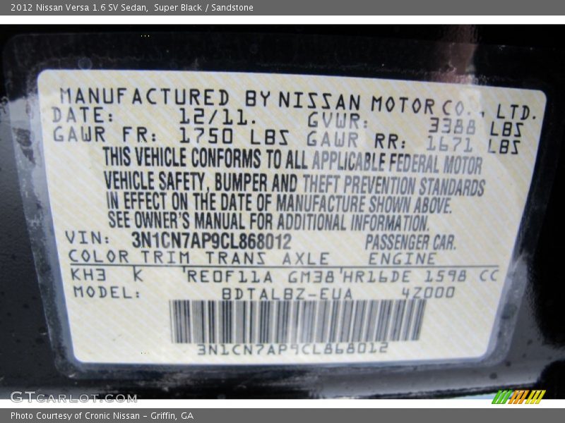 Super Black / Sandstone 2012 Nissan Versa 1.6 SV Sedan