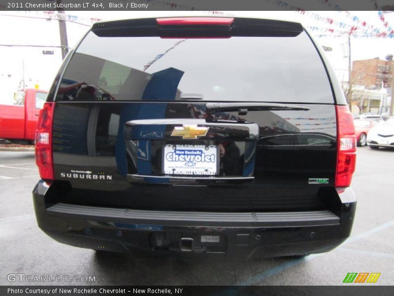 Black / Ebony 2011 Chevrolet Suburban LT 4x4