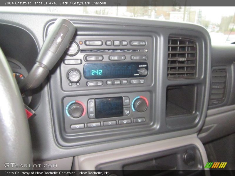 Black / Gray/Dark Charcoal 2004 Chevrolet Tahoe LT 4x4