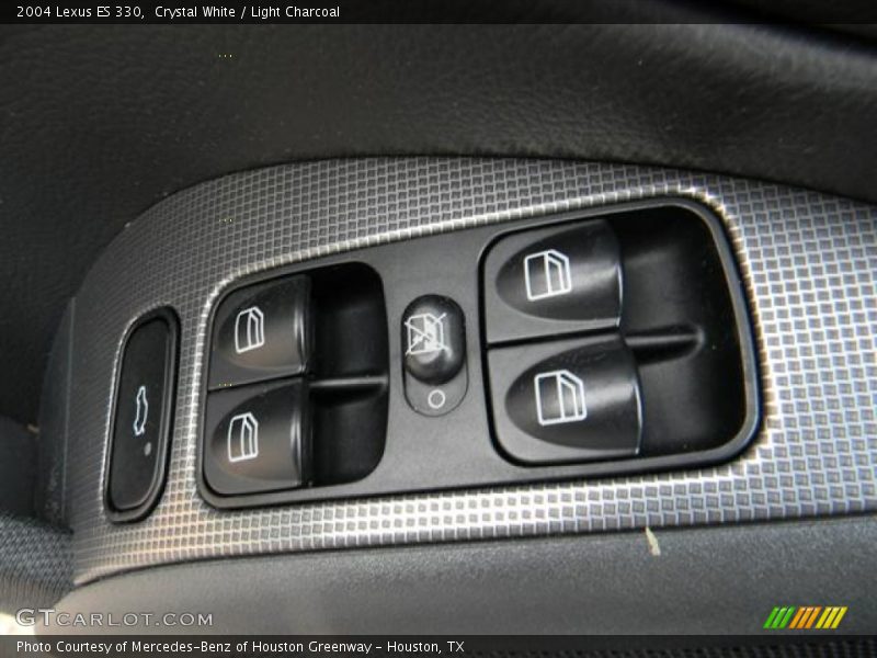 Crystal White / Light Charcoal 2004 Lexus ES 330