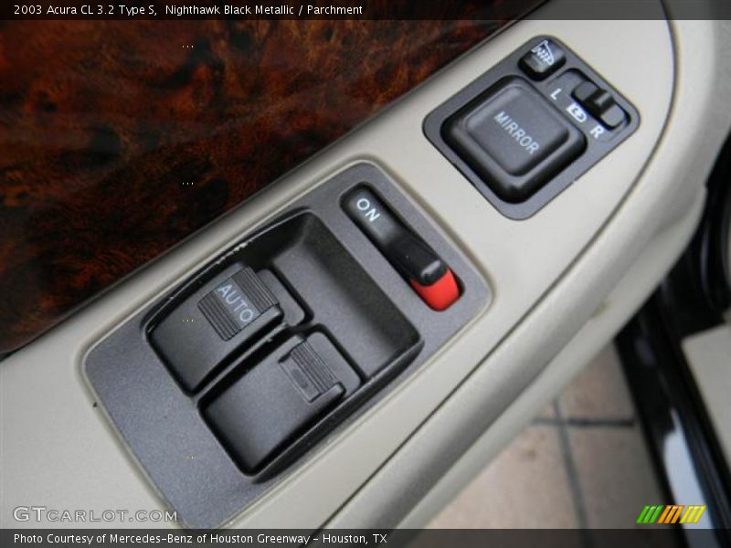 Controls of 2003 CL 3.2 Type S
