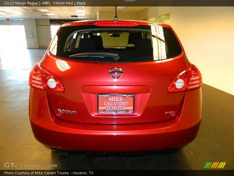 Venom Red / Black 2010 Nissan Rogue S AWD