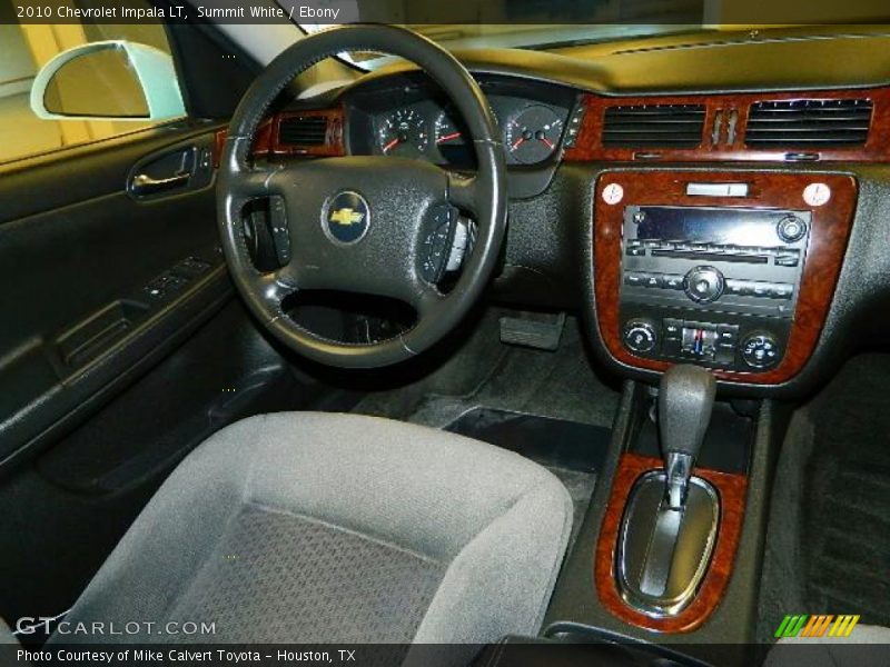 Summit White / Ebony 2010 Chevrolet Impala LT