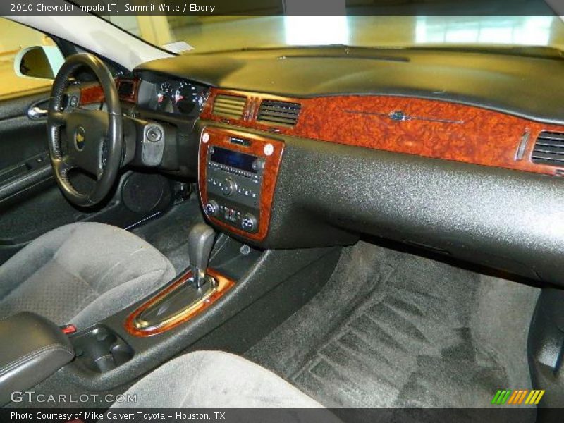 Summit White / Ebony 2010 Chevrolet Impala LT